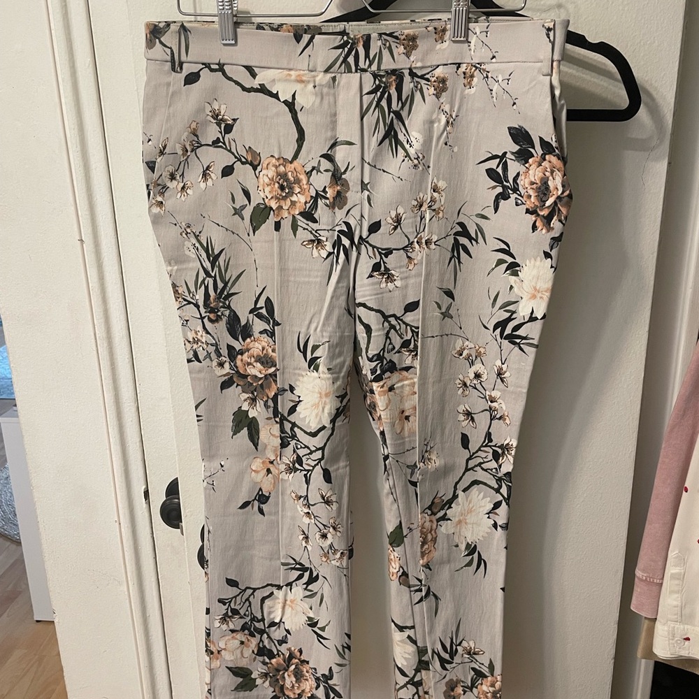 Cream and Black Floral Ankle Pants